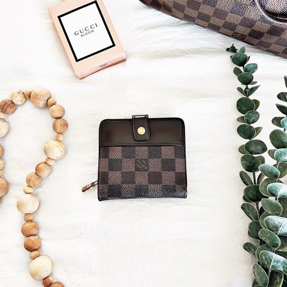 Louis Vuitton Handbags - LOUIS VUITTON ~ Vintage Damier Ebene Compact Wallet ~ August 2000